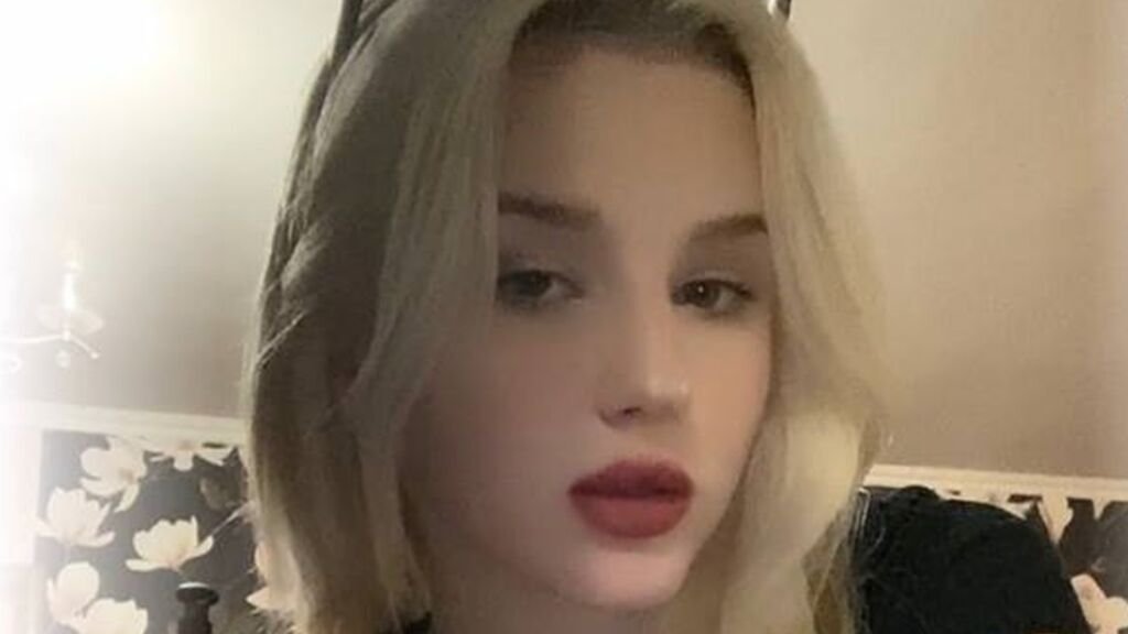 LucyGorgeous' Amateur Webcam Model Adventures