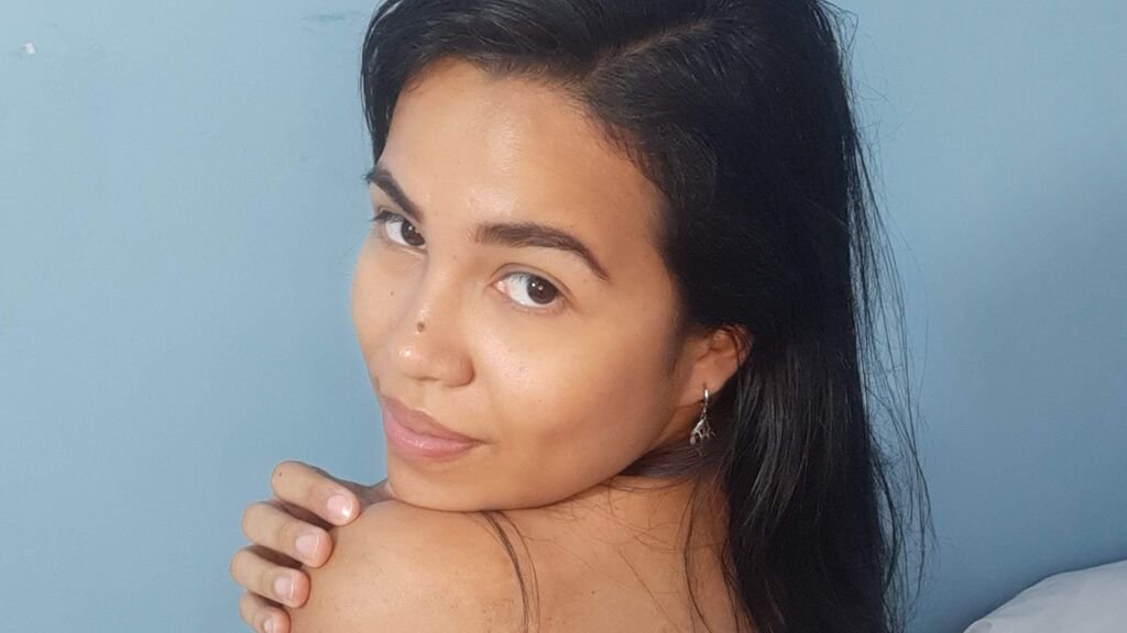 LyssaLopez’s Amateur Webcam Model Adventures