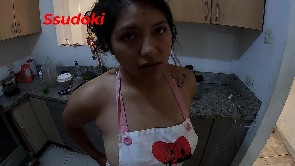 Mi Madrastra: Un Banquete Inesperado Mi Madrastra: Un Banquete Inesperado