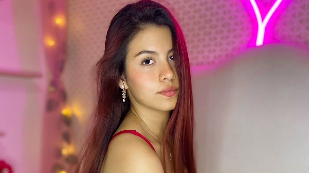 MiaFletcherr’s Amateur Webcam Model Adventures