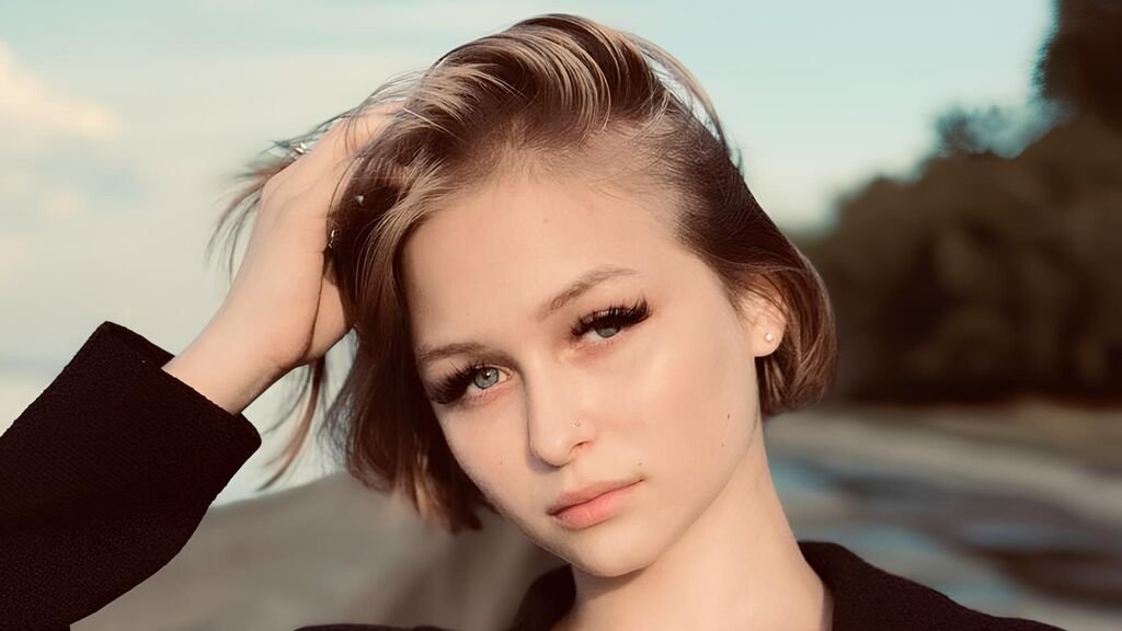 MiKaiglers Cam: More Than Just a Stream