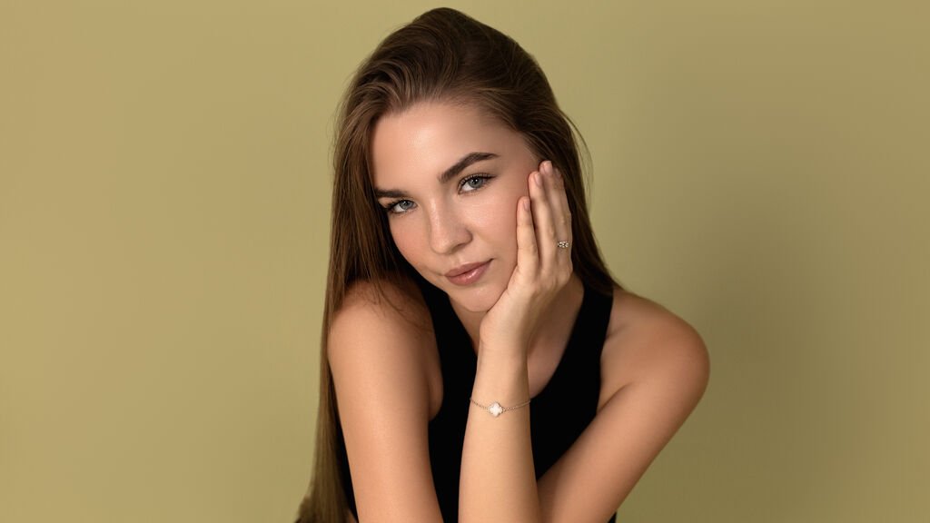 NellieGrahams Unfiltered Cam Corner NellieGrahams Unfiltered Cam Corner