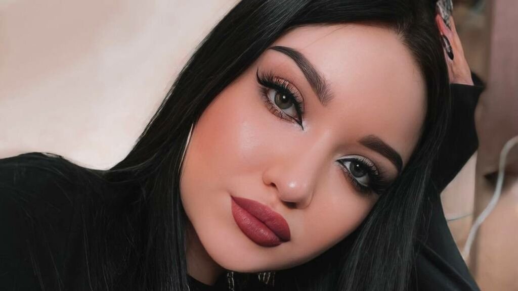 NessaLawrense's Amateur Webcam Model Adventures NessaLawrense’s Amateur Webcam Model Adventures