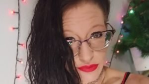 nicolailively beyond the cams glow