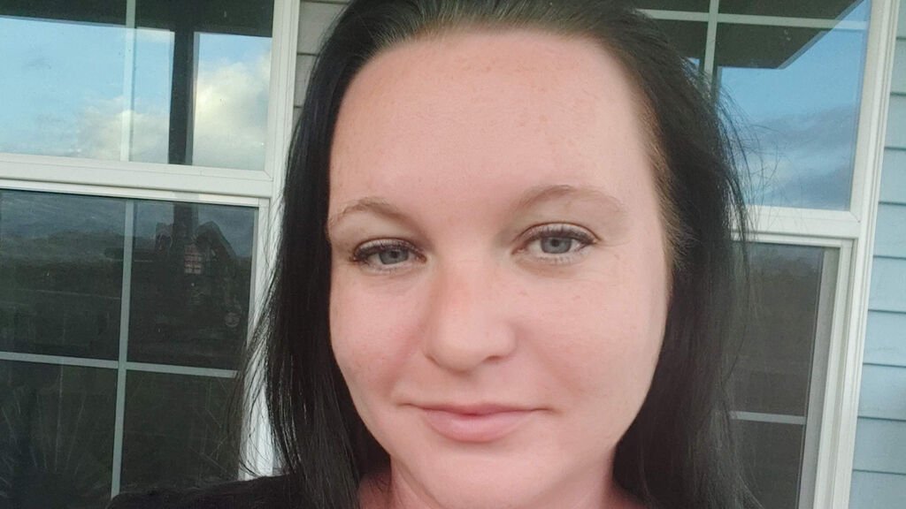 Nicole Mitchell's Amateur Webcam Model Adventures Nicole Mitchell’s Amateur Webcam Model Adventures