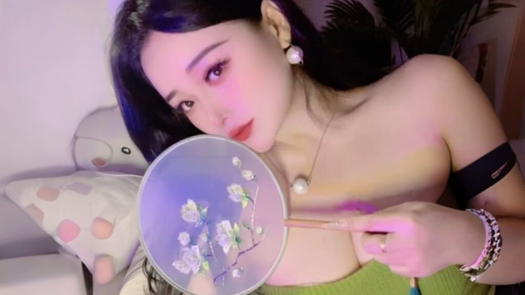 NolanMias Cam: More Than Just a Pretty Pixel