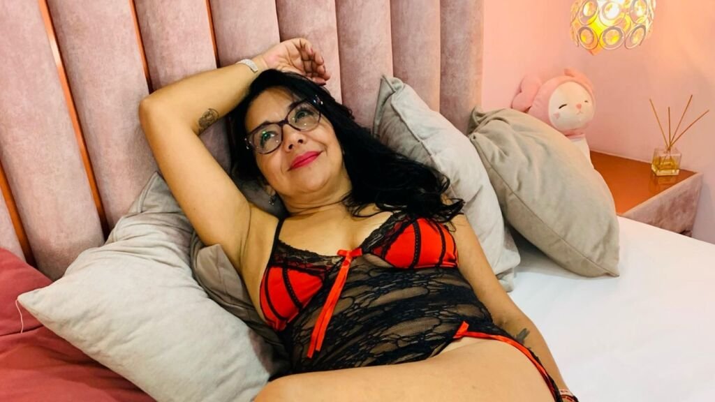 OliviiaWeber's Amateur Webcam Model Adventures OliviiaWeber’s Amateur Webcam Model Adventures