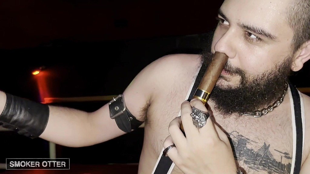 Raw & Smoky: Intense Bareback Moments