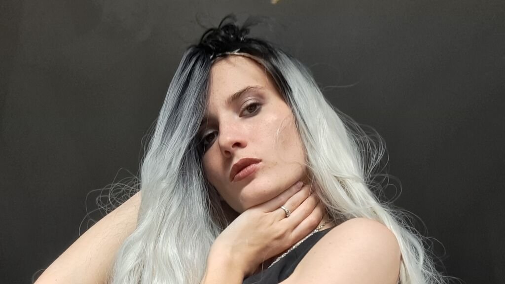 rebecbrooks amateur webcam model adventures