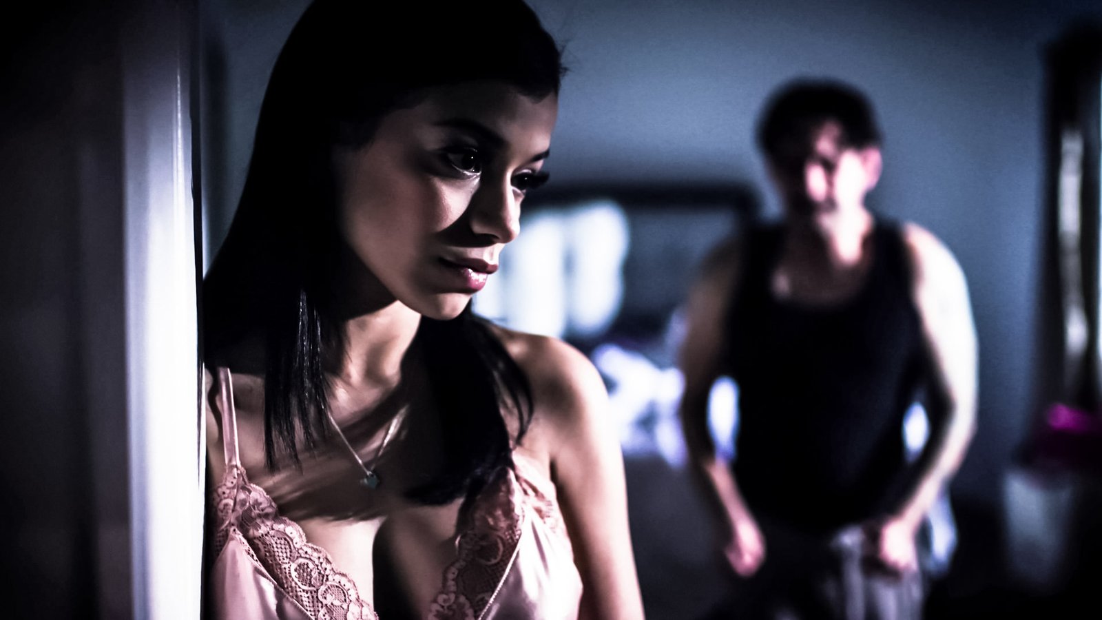 Restless: A Haunting Tale of Mystery and Suspense Restless: A Haunting Tale of Mystery and Suspense