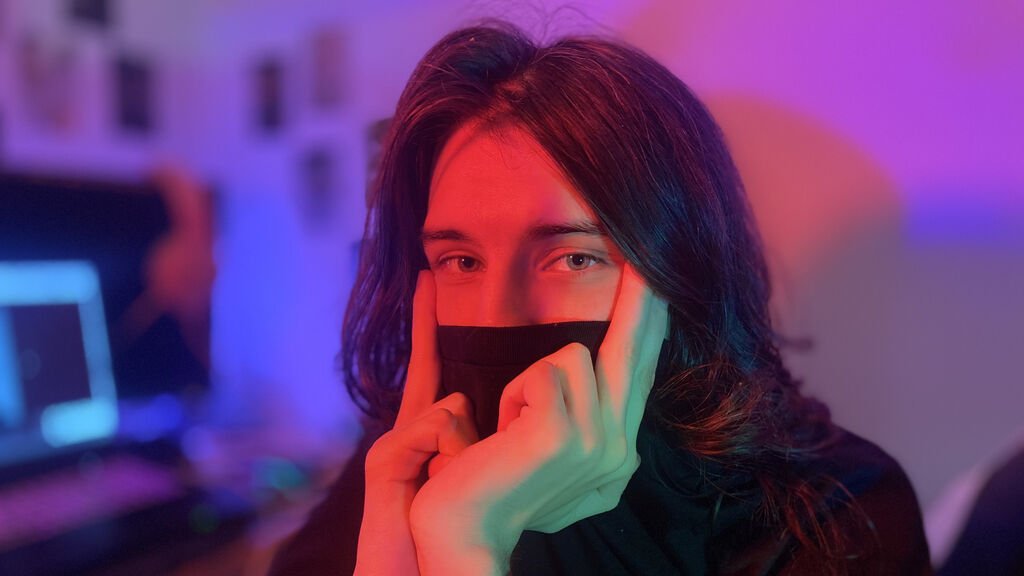 RomeoKarmas Uncensored Digital Stage