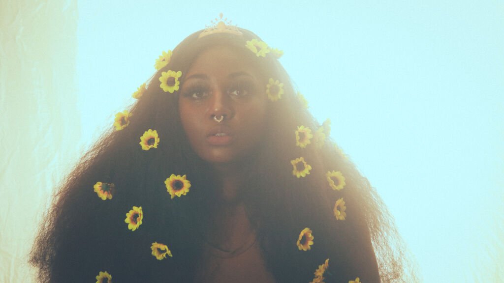 RoxieHaze: Glitch in the Glam Matrix