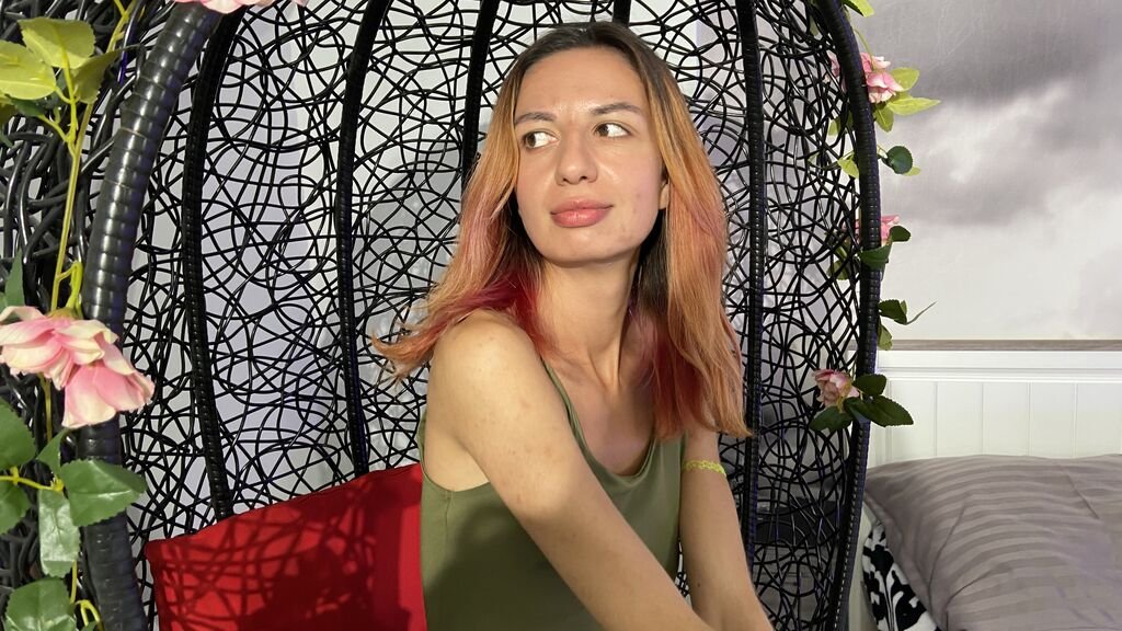 ShannonSullivan's Amateur Webcam Model Adventures ShannonSullivan’s Amateur Webcam Model Adventures