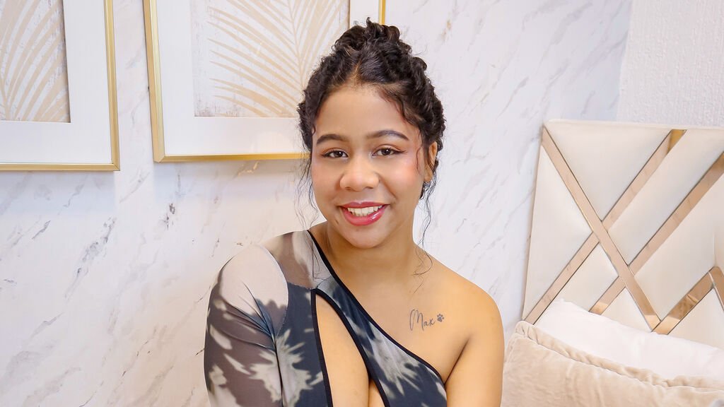 SofiiFox's Amateur Webcam Model Adventures