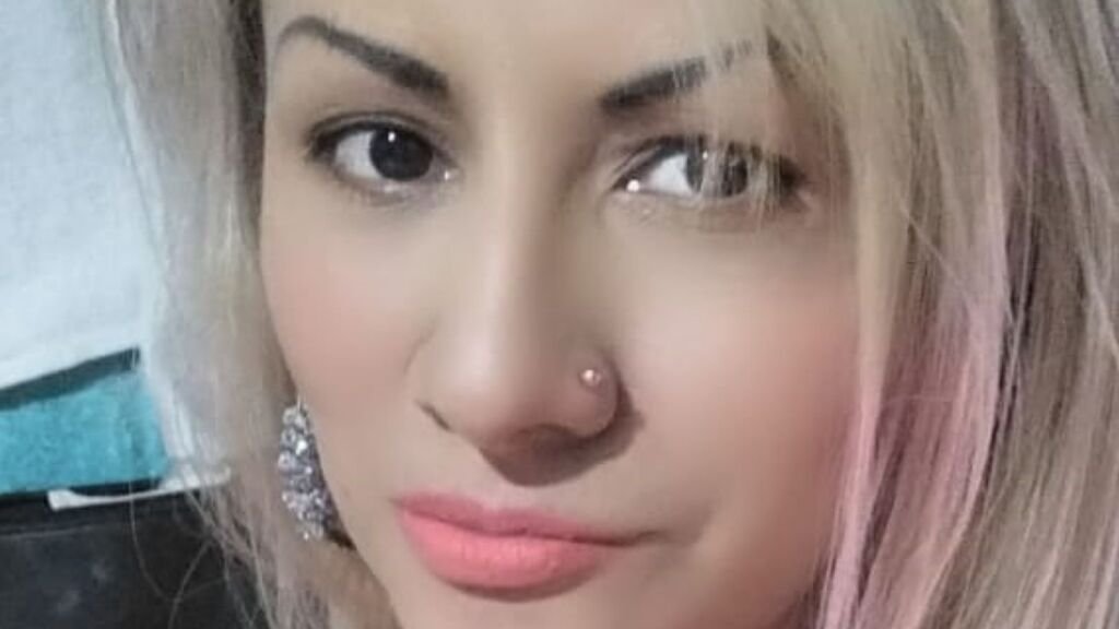 SofyAndersson's Amateur Webcam Model Adventures SofyAndersson’s Amateur Webcam Model Adventures