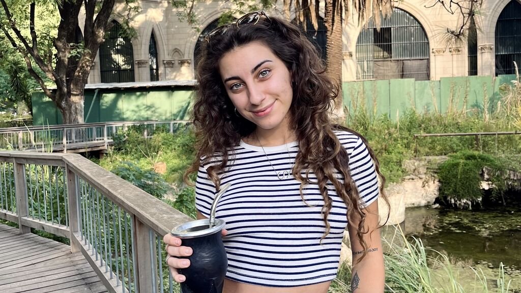 SophieeSunsetts Glow: Beyond the Screen SophieeSunsetts Glow: Beyond the Screen