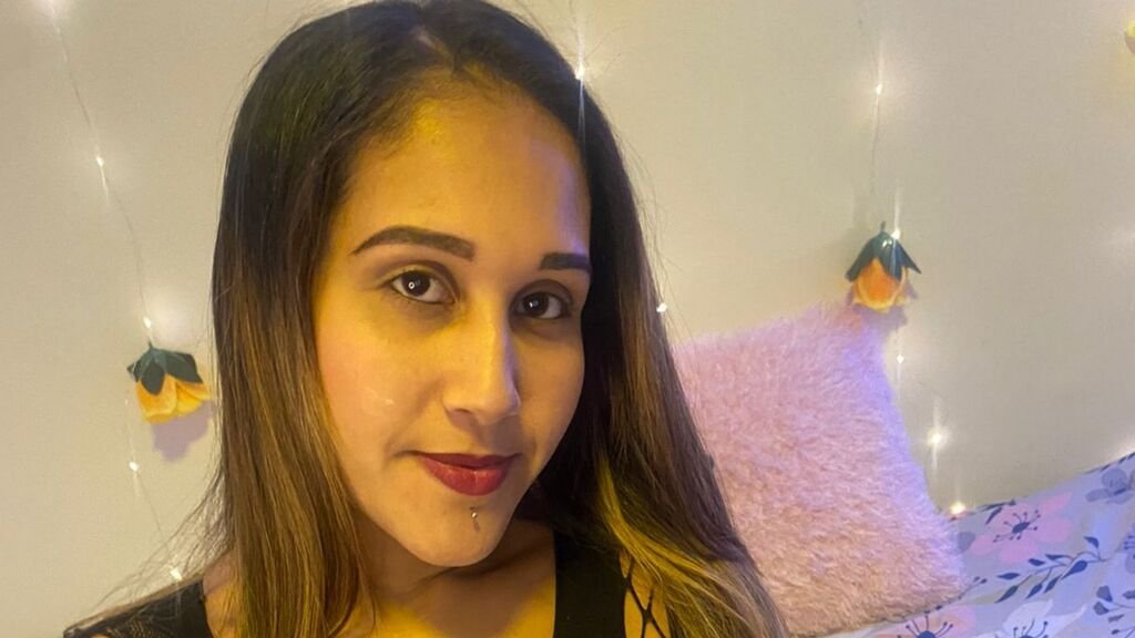 Sophy Castro's Amateur Webcam Model Adventures Sophy Castro's Amateur Webcam Model Adventures