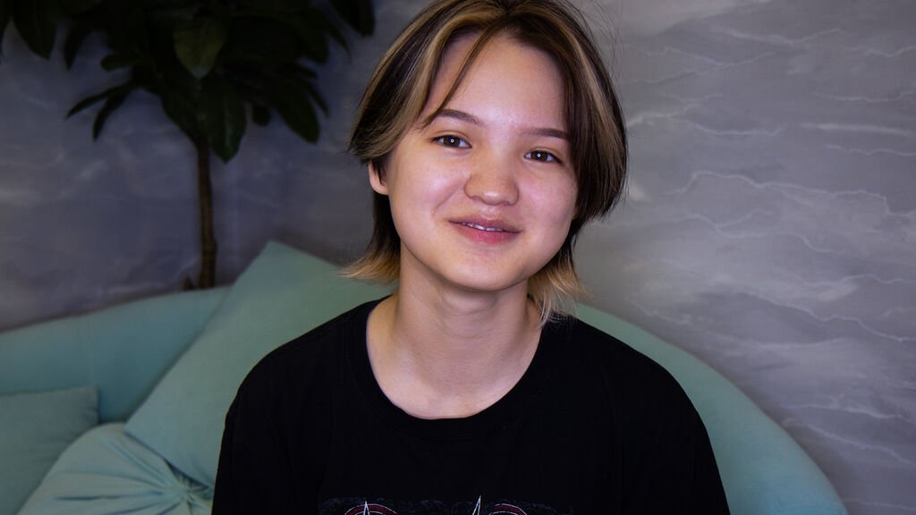 StacyCyrus' Amateur Webcam Model Adventures StacyCyrus’ Amateur Webcam Model Adventures