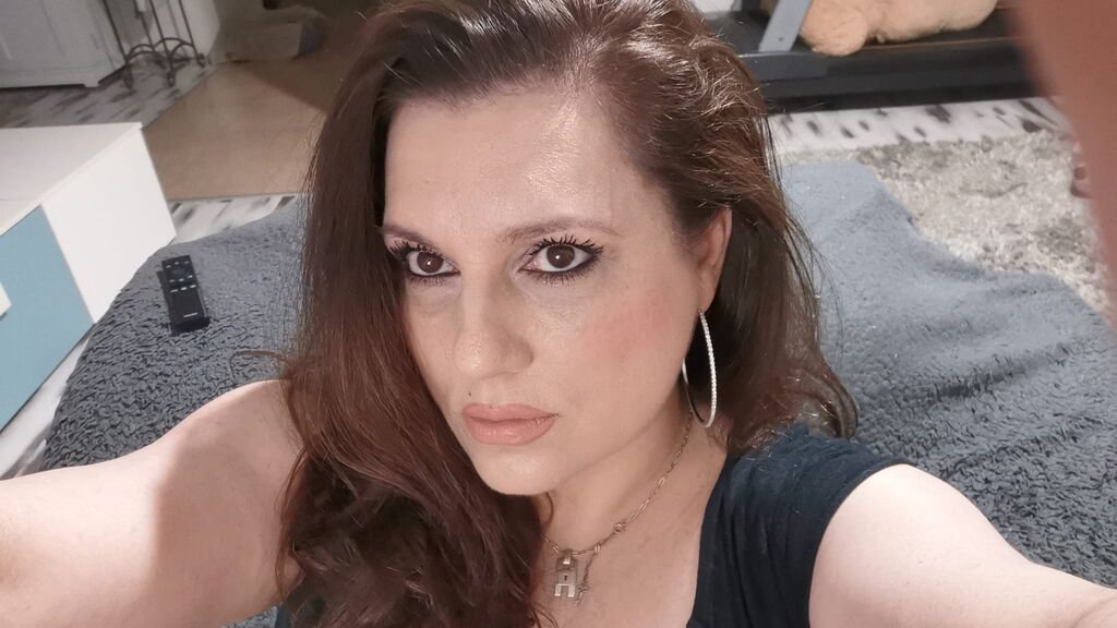 StellaGemella: Your Screens Newest Sparkle StellaGemella: Your Screens Newest Sparkle