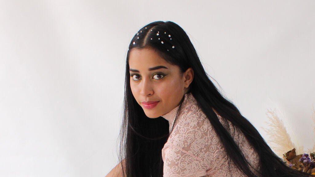 Tania Tommy’s Amateur Webcam Modeling Adventures