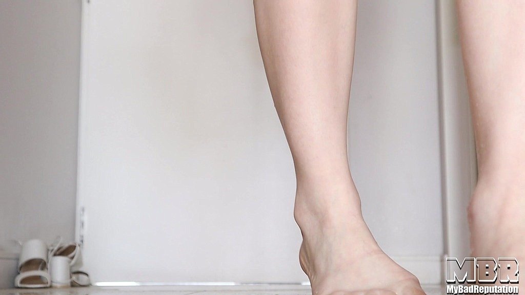 The Urge: Bladder Pressure & Private Relief The Urge: Bladder Pressure & Private Relief