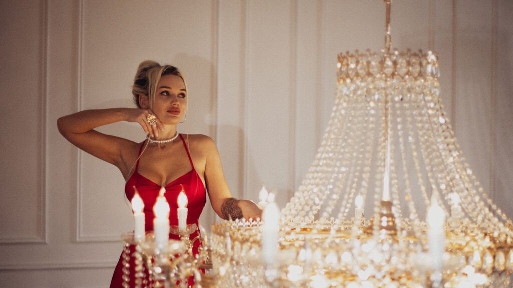 Ulianna Rivera’s Amateur Webcam Model Adventures