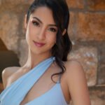 VeronicaValdez: Beyond the Screens Glow