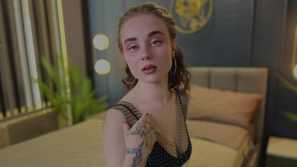 VinaSkyler's Amateur Webcam Model Adventures VinaSkyler’s Amateur Webcam Model Adventures