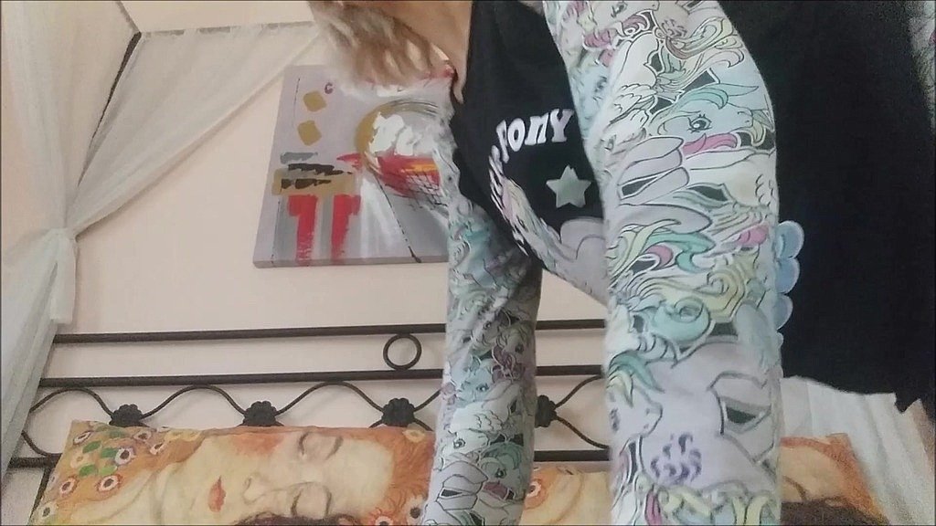 Wake Up Needing to Pee? You're Not Alone. Wake Up Needing to Pee? You’re Not Alone.