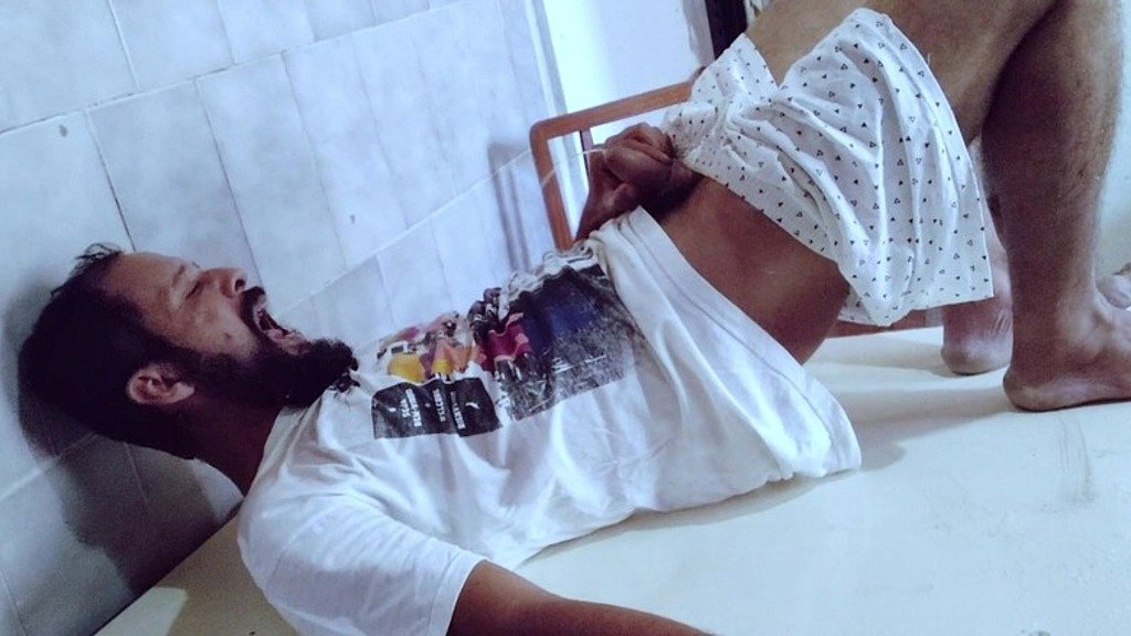 Wild Worker Piss: A Day of Pee Wild Worker Piss: A Day of Pee